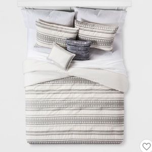 Target Bedding Twin Duvet Insert Lightweight Poshmark